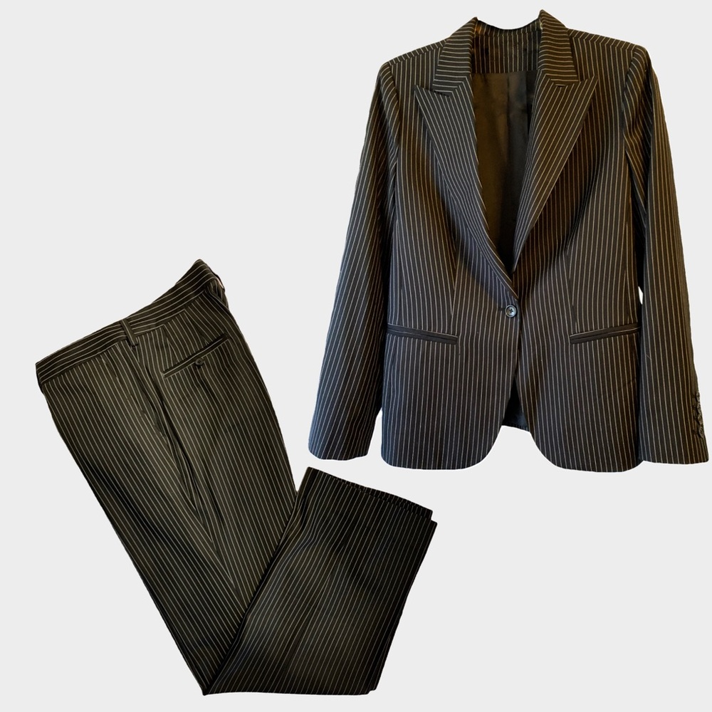 Tailored-made Suit